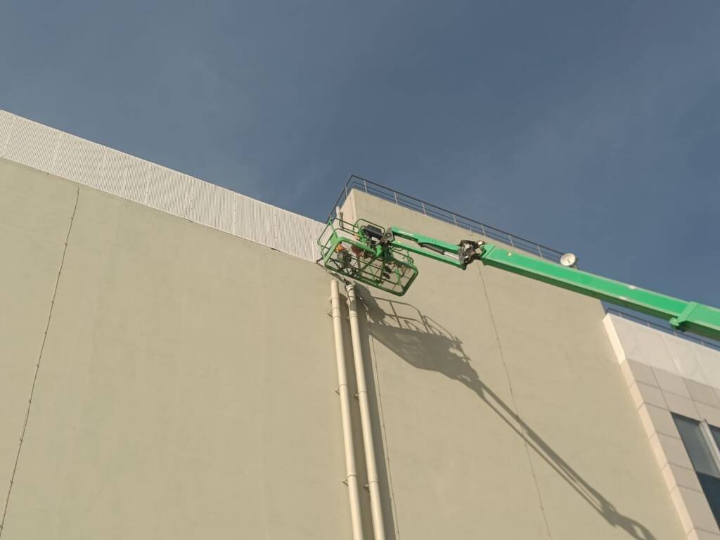 Metal wall partition & Facade structure